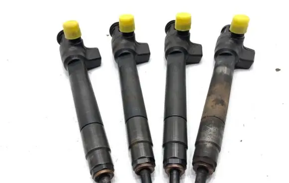 Toyota Proace Fuel injectors set 9674984080