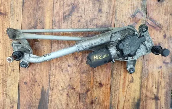 Honda Accord Front wiper linkage