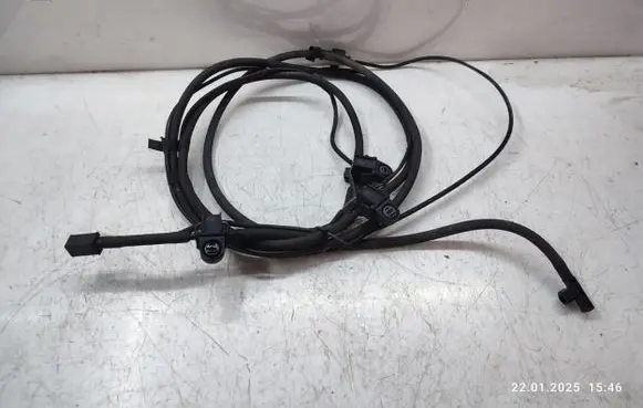 Windshield washer spray nozzle
