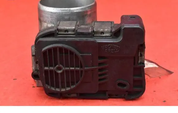 Volkswagen Golf IV Throttle body valve 03C133062A