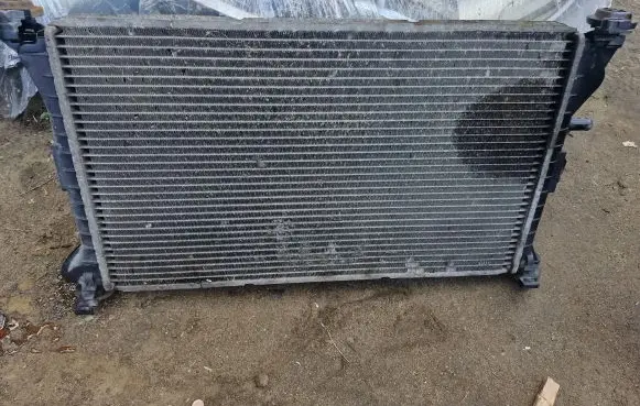 Ford Focus Coolant radiator