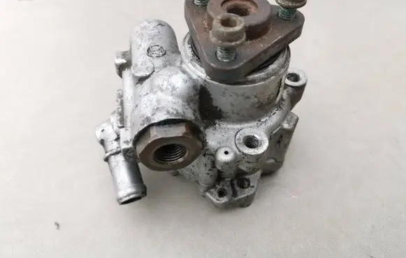Audi A4 S4 B5 8D Power steering pump 7691955185