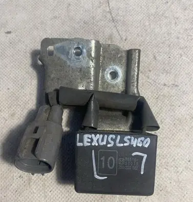 Lexus LS 460 - 600H Start/Stop control module 8651650010