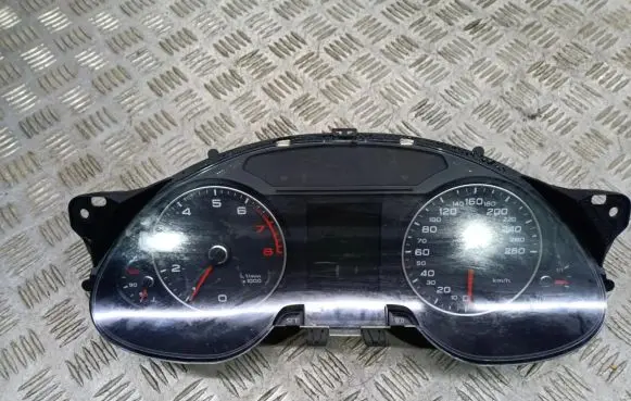 Audi A4 S4 B9 Speedometer (instrument cluster)