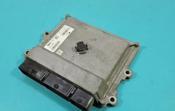 Renault Captur Engine control unit/module ECU 237104736R IMPRK1595078