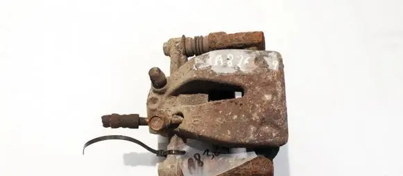 Toyota Avensis T250 Rear brake caliper y01339
