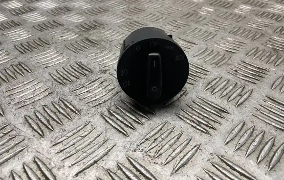 Volkswagen Golf V Light switch 1K0941431N
