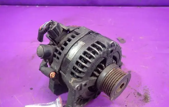 Ford Focus C-MAX Generator/alternator