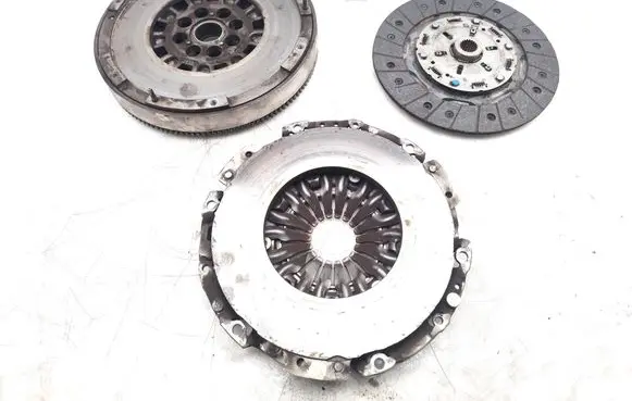 Opel Astra J Clutch set kit 55574450