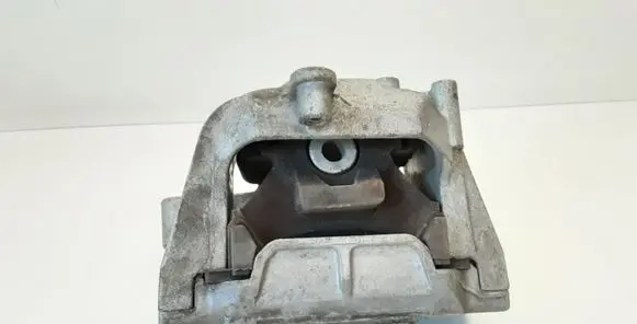 Volkswagen Golf V Engine mount bracket 1K0199262AS
