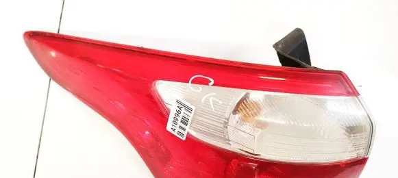 Ford Focus Rear/tail lights BM5113405G