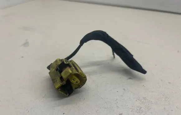 Volkswagen PASSAT CC Airbag deployment crash/impact sensor 8K0973323