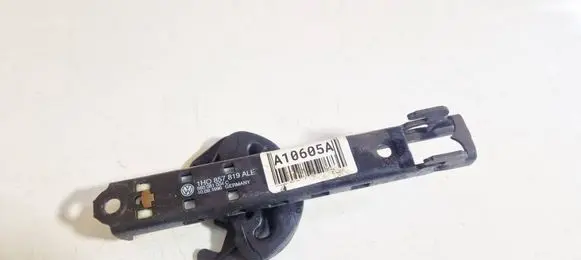 Volkswagen Golf III Seat belt adjustment rail 1h0857819 560081004-c
