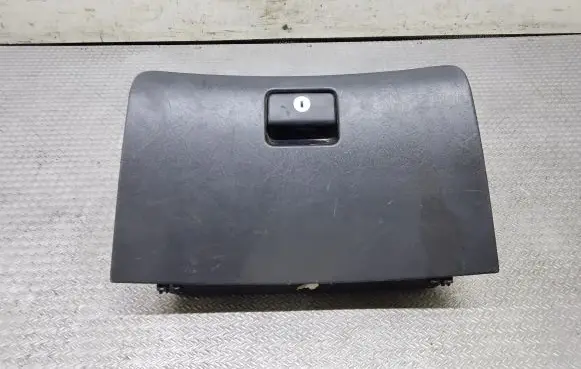Toyota Corolla E120 E130 Glove box lid/cover 5555102060