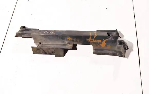 Chrysler Voyager Radiator mount bracket 868506t