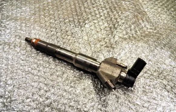 Renault Master III Fuel injector 166009567R HMLGT5690R