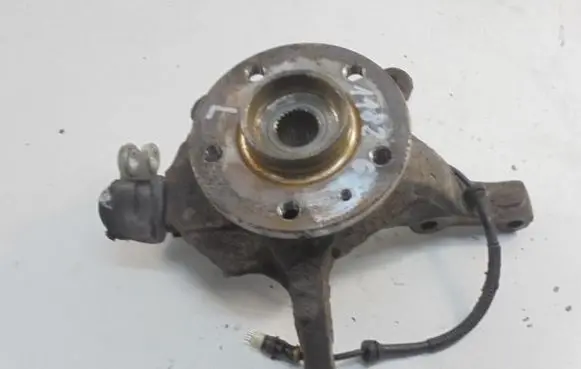 Renault Trafic II (X83) Front wheel hub spindle knuckle 