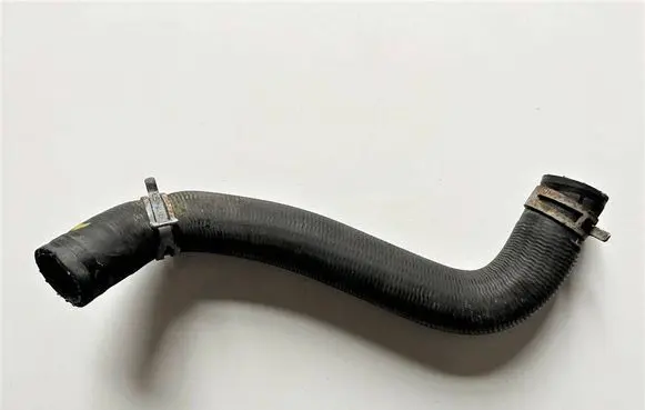 Nissan X-Trail T32 Engine coolant pipe/hose 215034BA0A 215035HA0A