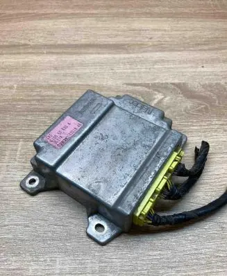 Mazda Premacy Airbag control unit/module C10057K30A 9L21A WithPlug