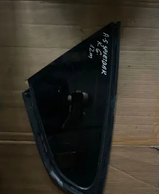 Audi A5 8T 8F Rear side window
