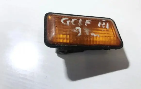 Volkswagen Golf III Front fender indicator light 1h0949117a