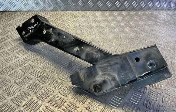Dodge Durango III Radiator mount bracket 