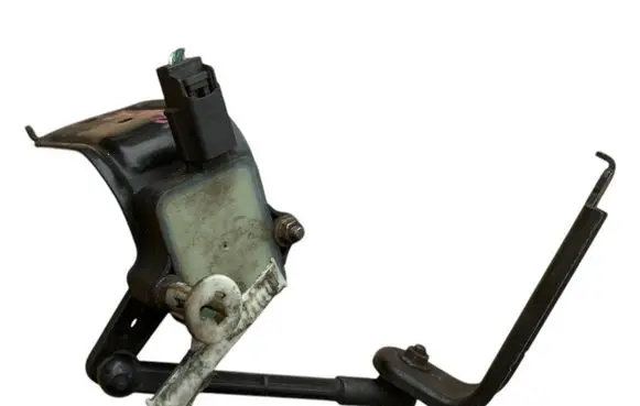 Headlight level adjustment motor