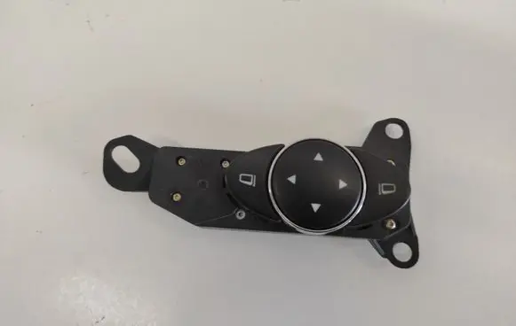 Mercedes-Benz E W211 Wing mirror switch A2118208310 03211010
