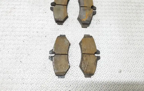 Volkswagen II LT Brake pads (rear) 