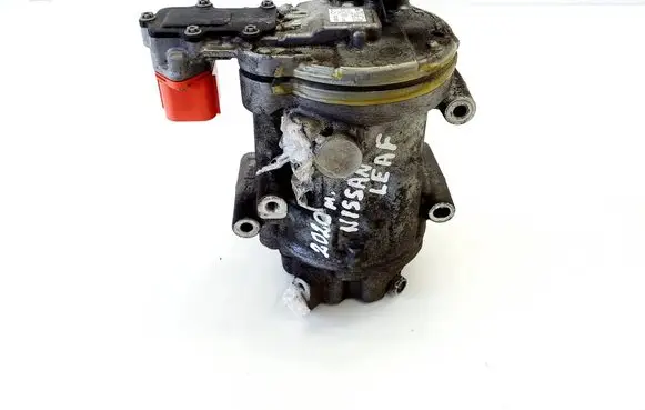 Nissan Leaf II (ZE1) Air conditioning (A/C) compressor (pump) 926005SA1A
