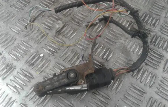 Nissan Qashqai Headlight/headlamp level sensor 6PM00804374