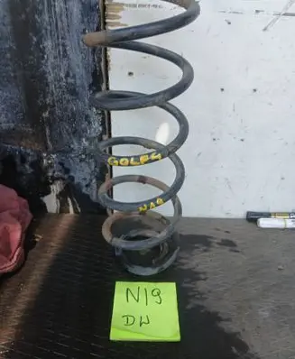 Volkswagen Golf IV Front coil spring