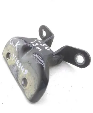 Hyundai i30 Rear door upper hinge