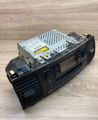 Toyota Corolla Verso E121 Radio/CD/DVD/GPS head unit 8612002380 CQTS7471LC