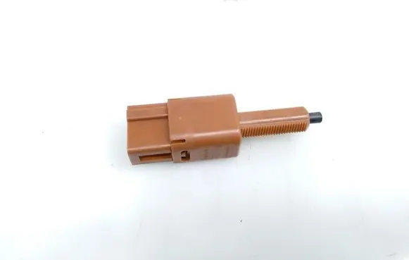 Nissan Juke II F16 Brake pedal sensor switch
