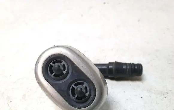 Opel Omega B2 Headlight washer spray nozzle 09117320