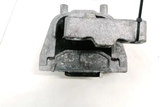 Skoda Octavia Mk2 (1Z) Engine mount bracket 1K0199262 1K0199262CN