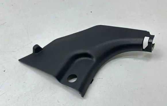 Hyundai Tucson TL Foot area side trim 85823D7000 1772 20200508