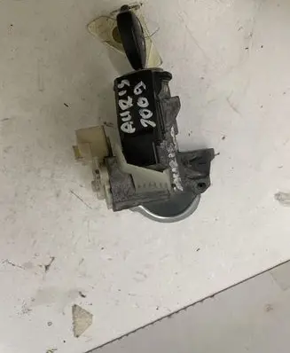 Toyota Auris 150 Ignition lock 450200204