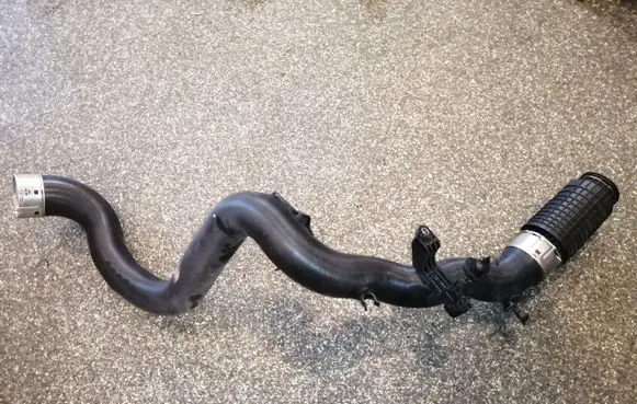 Buick Encore GX I Intercooler hose/pipe 42691763 39030012