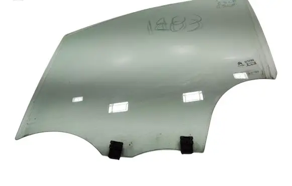 Citroen C3 Front door window glass four-door 