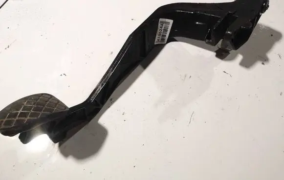 Audi A6 S6 C5 4B Clutch pedal 8d1721316a