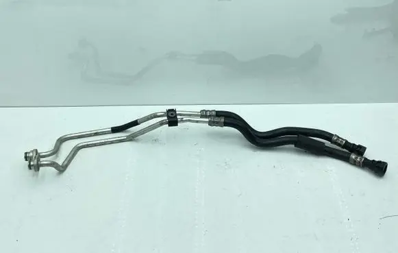 Gearbox oil cooler pipe/hose