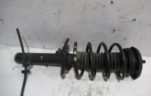 Peugeot 208 Front shock absorber/damper