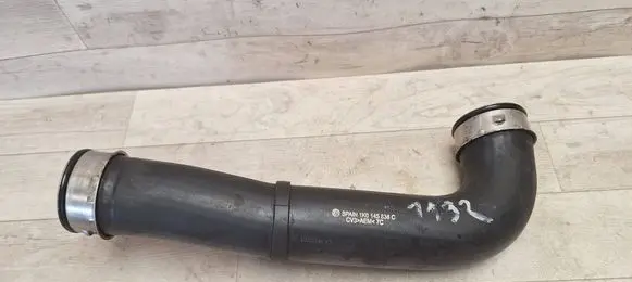 Skoda Octavia Mk2 (1Z) Intercooler hose/pipe 1K0145838C 1K0145838