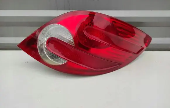 Mercedes-Benz R W251 Rear/tail lights A2518200264