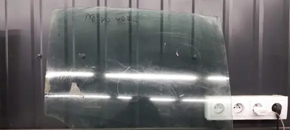 Seat Leon (1M) Rear door window glass