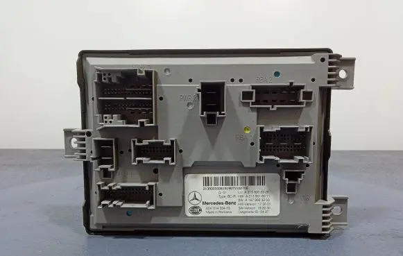 Mercedes-Benz AMG GT R190 C190 Comfort/convenience module A2139003326