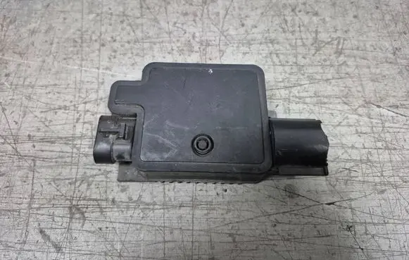 Volvo V50 Coolant fan relay 