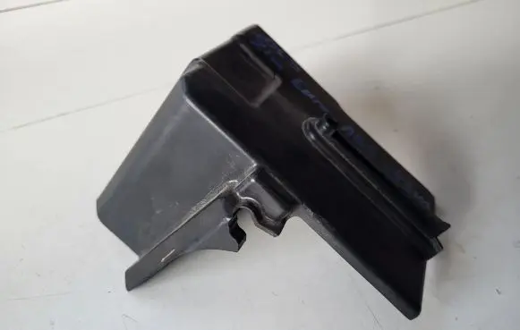Citroen DS3 ABS pump bracket 9827774780